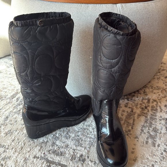Coach Cantina black quilted patent wedge platform winter boots mid calf 8B - Picture 2 of 15